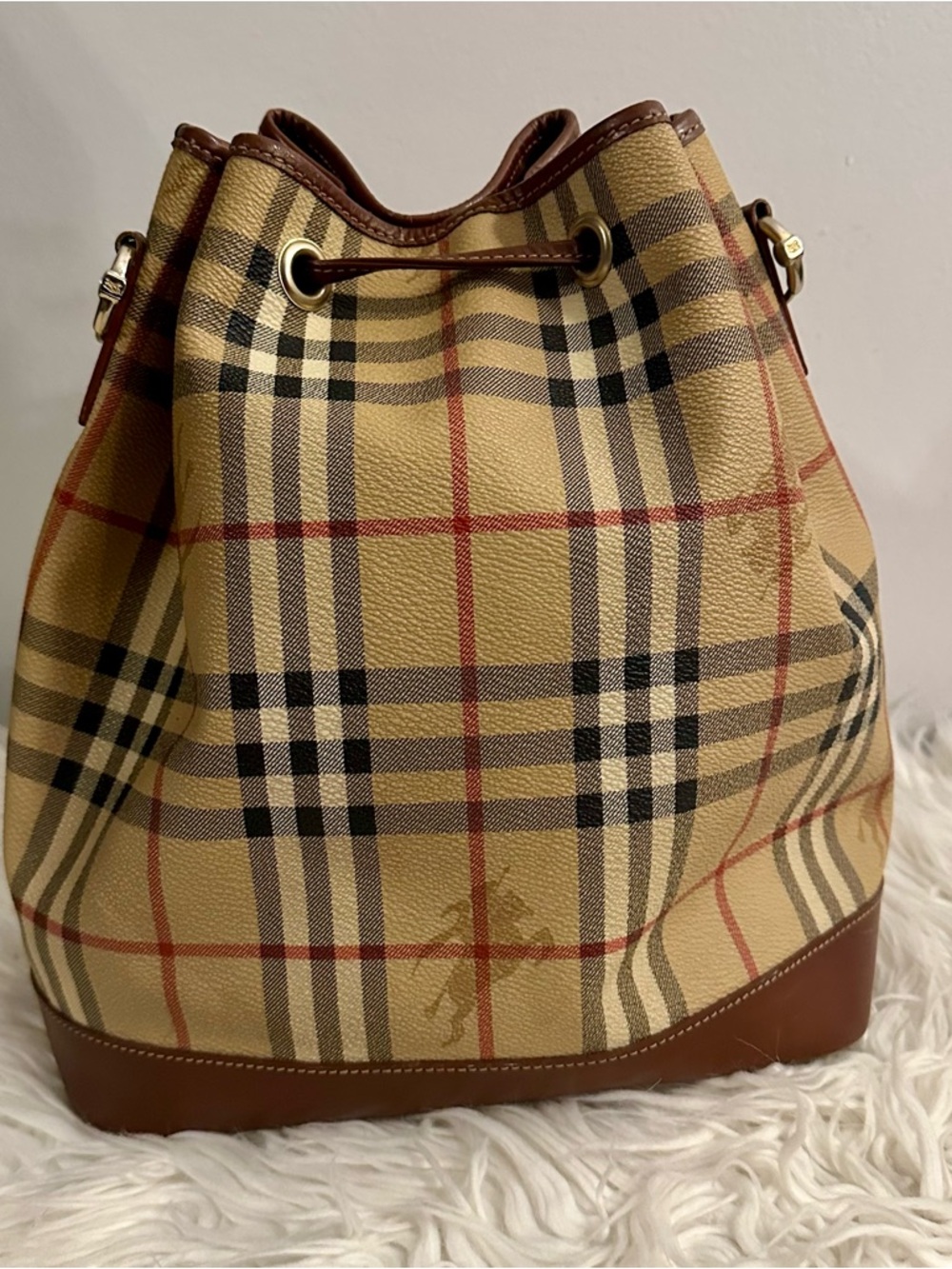 Burberry Beige Vintage Check Drawstring Hobo with Brown Leather Trim - Picture 4 of 11